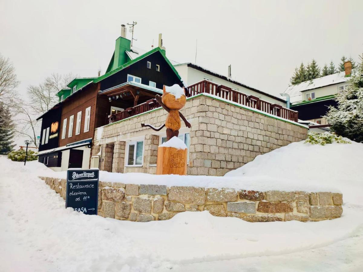 Hotel Peklo Pro Rodiny S Detmi Йозефув-Дул Экстерьер фото